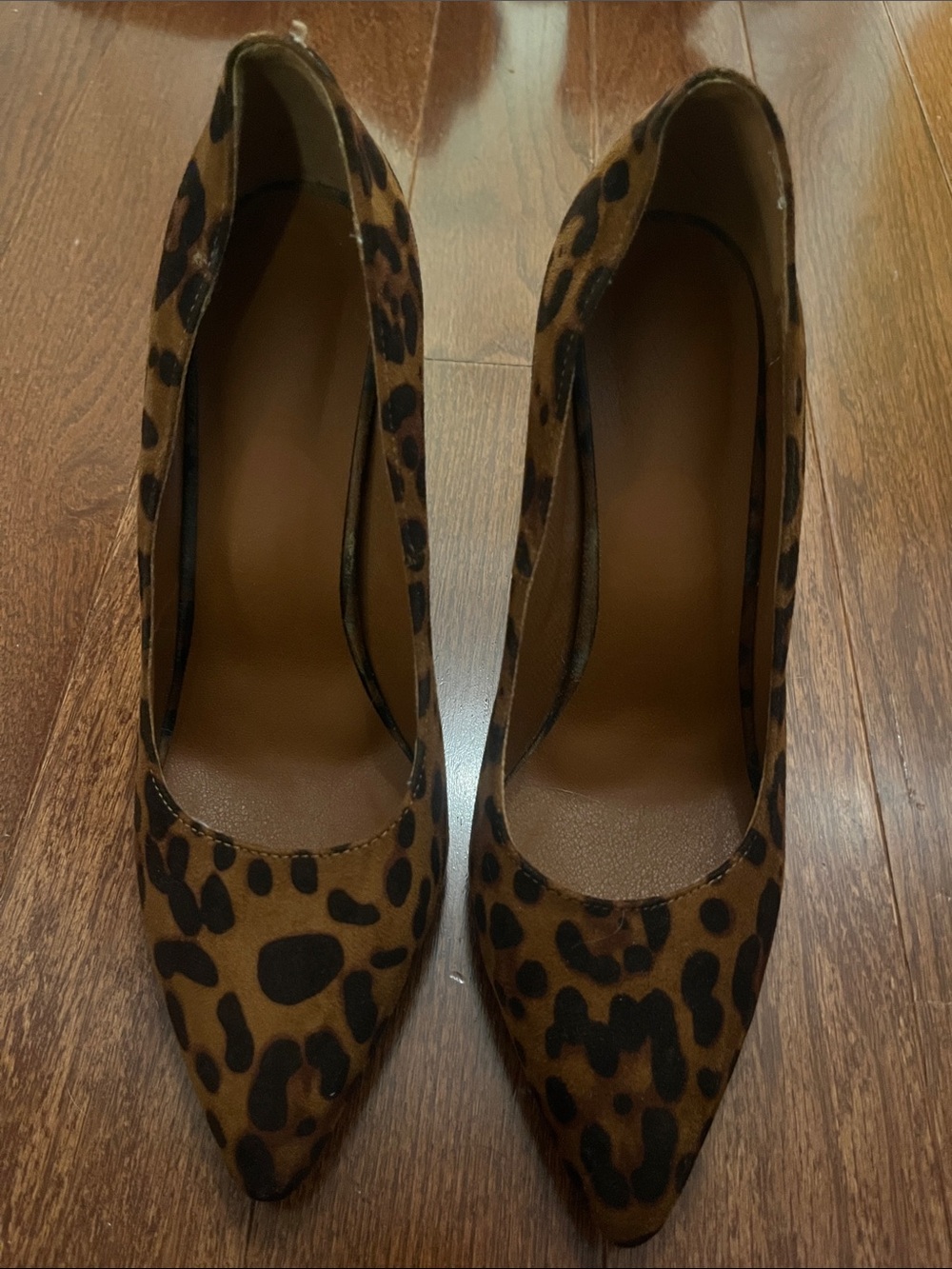 Leopard Print Pointed-Toe Women’s Pumps chunky heel - Brown/Black worn once